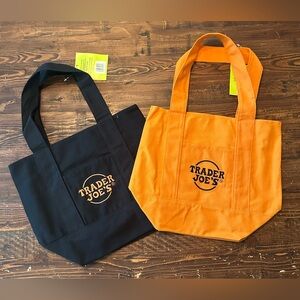 Trader Joes Mini Halloween Canvas Tote Bag 2‎ Piece Set ORANGE AND BLACK NEW!